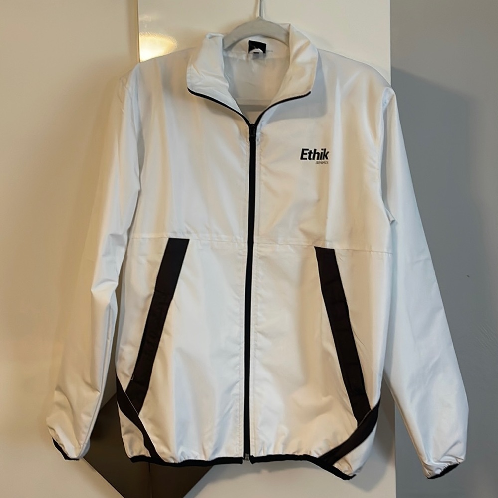 Brand new without tags Ethik Athletics white & black windbreaker Sz Small